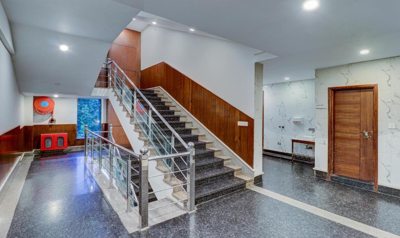 Treebo Premium Pearl Avenue, Ring Road Hotel Dehradun Exterior photo