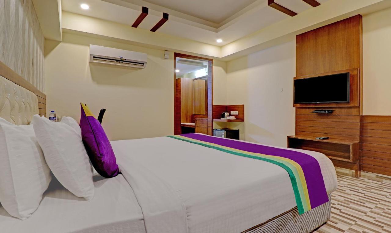 Treebo Premium Pearl Avenue, Ring Road Hotel Dehradun Exterior photo